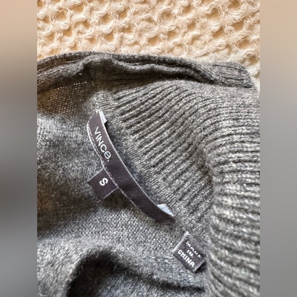 Vince 100% Cashmere Sweater Tank Dress Mini Grey Jewel Detail Size Small EUC - Picture 4 of 6